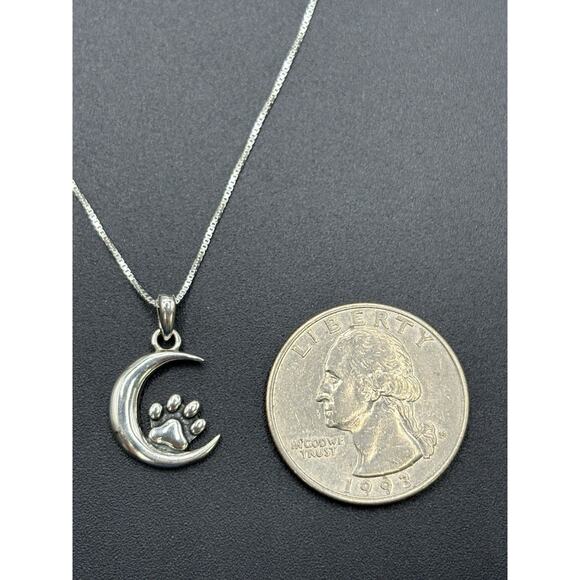 18" New Condition Sterling Silver Paw Print Moon Pendant Necklace 925 - Picture 9 of 11